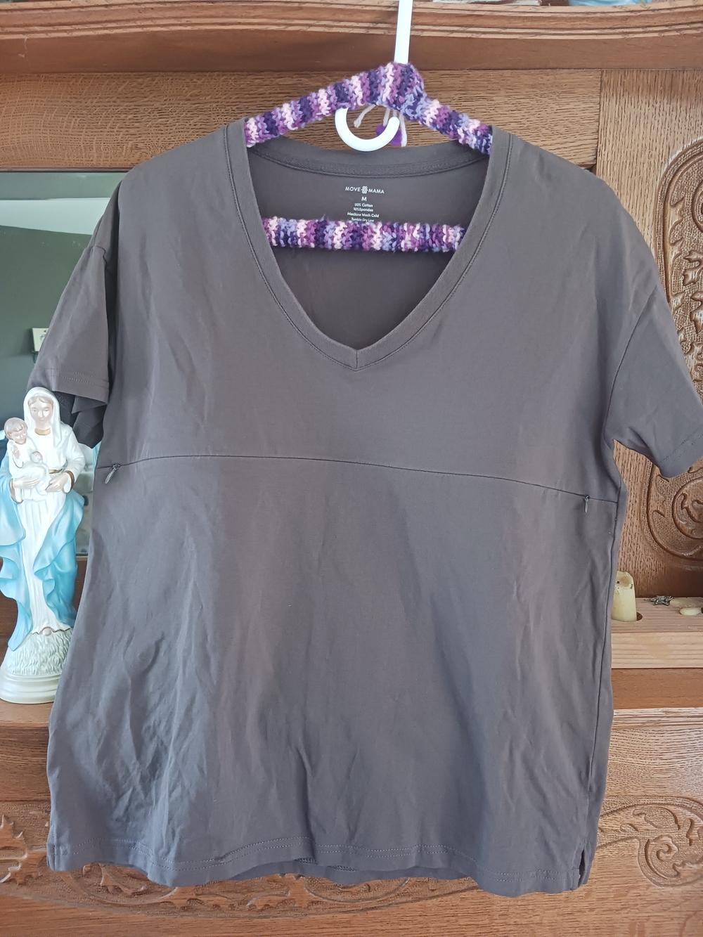 Movemama Cotton V-Neck Short Sleeve Full Zip Nursing Tee — Charcoal Gray